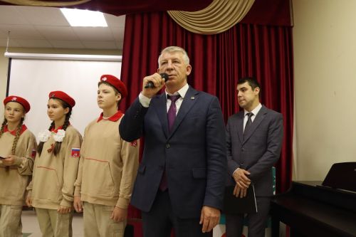 В Дрожжаном состоялся митинг, посвященный полному кавалеру ордена Трудовой Славы