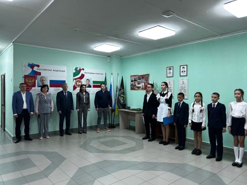 В Стародрожжановской школе №1 открыли уголок памяти участнику СВО