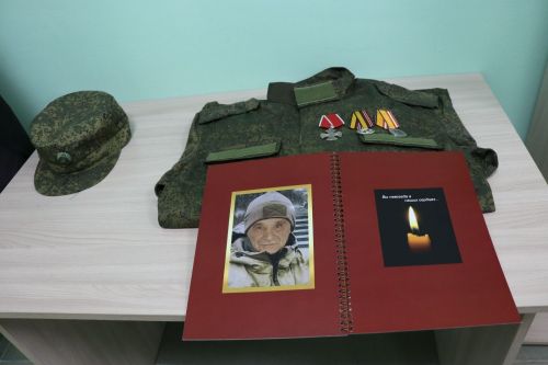 В Стародрожжановской школе №1 открыли уголок памяти участнику СВО