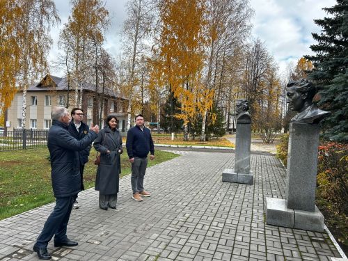 Команда кадрового резерва Раиса РТ с рабочим визитом находится в Дрожжановском районе