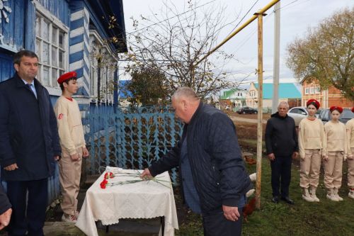 В Дрожжановском районе РТ открыли мемориальные доски в память о героях СВО