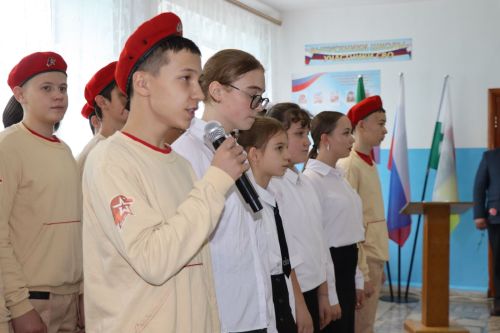 В Алешкин-Саплыкской школе открыли уголки памяти участникам СВО