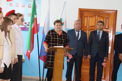В Алешкин-Саплыкской школе открыли уголки памяти участникам СВО
