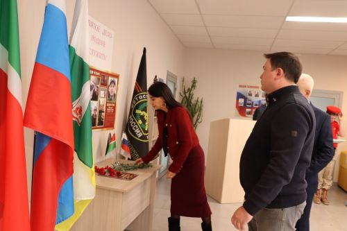 В Нижнечекурской школе открыли уголок памяти участнику СВО