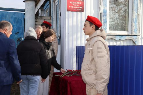 В селе Старые Чукалы Дрожжановского района РТ увековечили память бойца  СВО