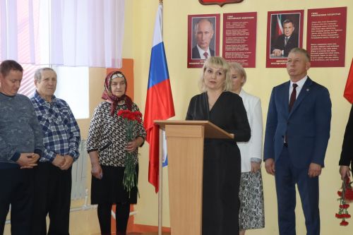 В селе Городище Дрожжановского района РТ открыли мемориал в честь героя СВО