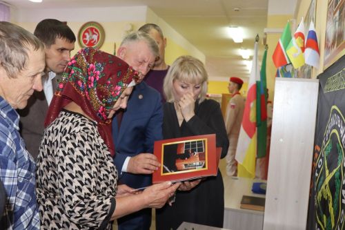 В селе Городище Дрожжановского района РТ открыли мемориал в честь героя СВО