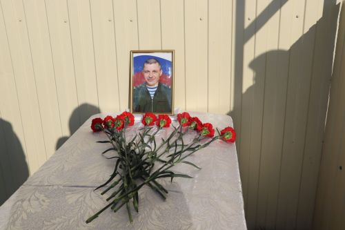 В селе Городище Дрожжановского района РТ открыли мемориал в честь героя СВО