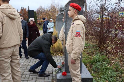 В Дрожжановском районе почтили память Героя Советского Союза Исмагила Хакимова