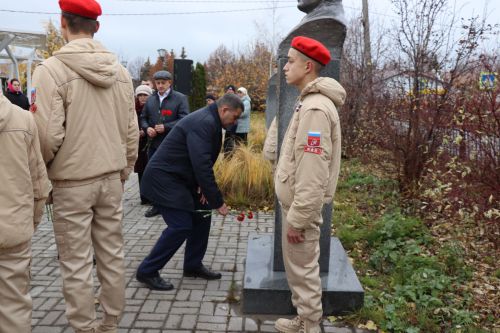 В Дрожжановском районе почтили память Героя Советского Союза Исмагила Хакимова