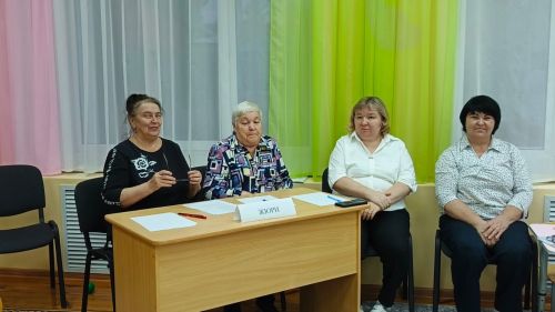 Праздник материнской любви и юмора прошел в детском саду № 1 «Солнышко»