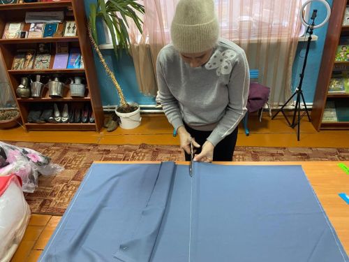 Старошаймурзинские мастерицы из Дрожжановского района РТ шьют подушки для участников СВО