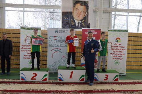 В Дрожжановском районе РТ прошел турнир по «Корэш» памяти Сайфихана Нафиева