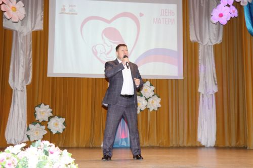 Сила материнской любви: в Дрожжановском районе чествовали матерей участников СВО