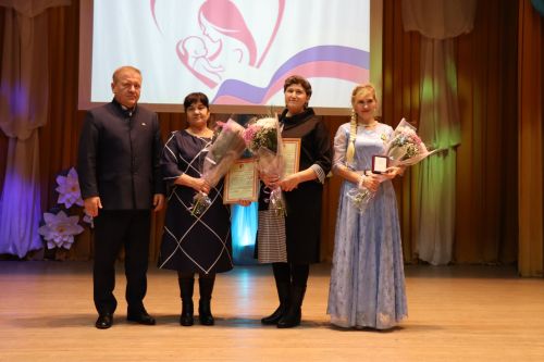 Сила материнской любви: в Дрожжановском районе чествовали матерей участников СВО