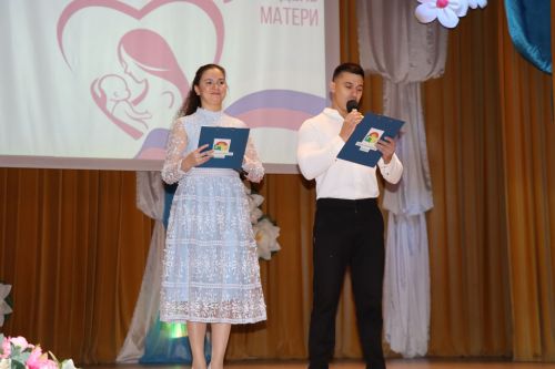 Сила материнской любви: в Дрожжановском районе чествовали матерей участников СВО