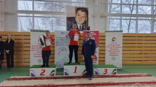 В Дрожжановском районе РТ прошел турнир по «Корэш» памяти Сайфихана Нафиева