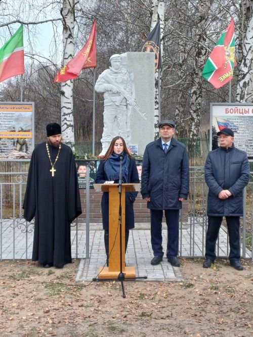 В селе Дуваново Дрожжановского района РТ открыли монумент воинам — участникам специальной военной операции