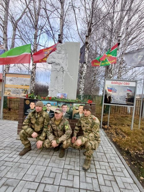 В селе Дуваново Дрожжановского района РТ открыли монумент воинам — участникам специальной военной операции