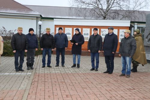 В Дрожжановском районе почтили память Неизвестного Солдата