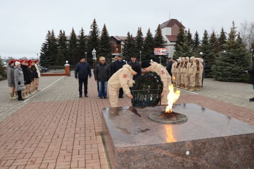 В Дрожжановском районе почтили память Неизвестного Солдата