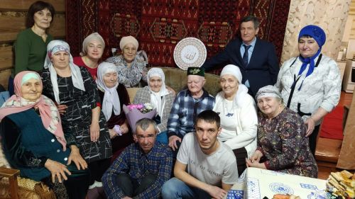 Свой 80-летний юбилей отметила труженица села Старые Чукалы Дрожжановского района РТ, Наиля апа Якупова