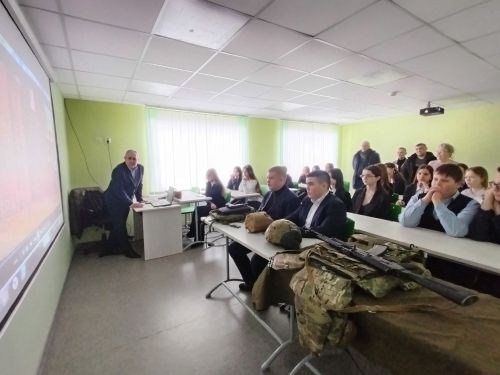Учащиеся Большанагаткинской школы познакомились с возможностями Дрожжановского техникума отраслевых технологий