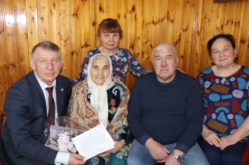 Медали, награды и труд в тылу: история 95-летней Гульзиган Шайдулловой из села Малая Цильна