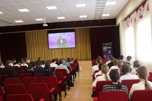Школьники и студенты Дрожжановского района приняли участие  в проекте «Конструктивный диалог»