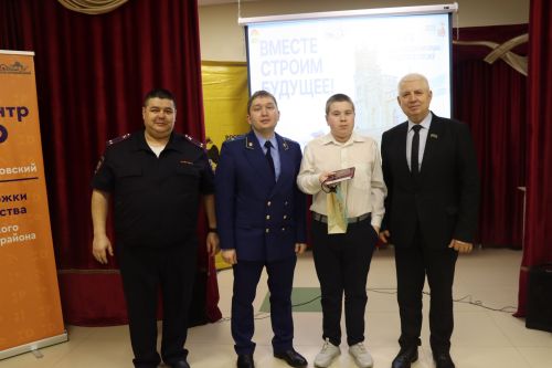 Торжественное вручение паспортов юным гражданам России в Дрожжановском районе