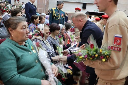 Тӑван çӗршыва хӳтӗлекенсене ӳстерекенсем