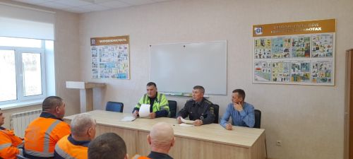 В ДРСУ «Дрожжановский» Буинского филиала АО «Татавтодор» прошло занятие по безопасной эксплуатации транспортных средств