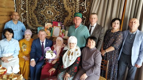 Хания Рахматуллова из Старое Дрожжаное отметила 90-летний юбилей