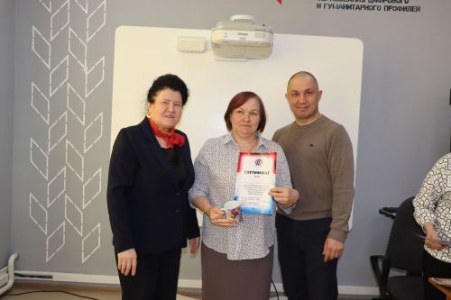 В Дрожжановском районе РТ прошел муниципальный этап республиканской IT — олимпиады «Третий возраст»