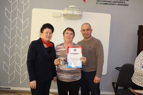 В Дрожжановском районе РТ прошел муниципальный этап республиканской IT — олимпиады «Третий возраст»
