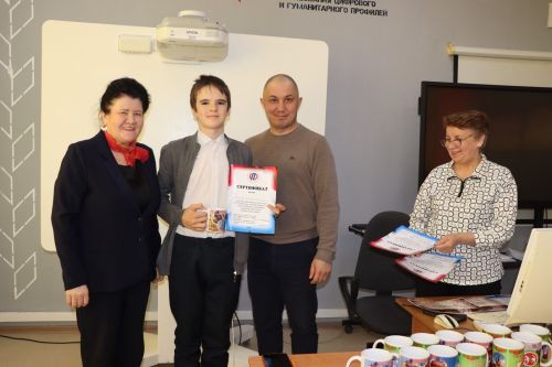 В Дрожжановском районе РТ прошел муниципальный этап республиканской IT — олимпиады «Третий возраст»
