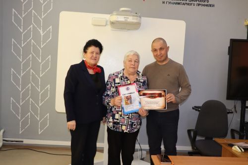 В Дрожжановском районе РТ прошел муниципальный этап республиканской IT — олимпиады «Третий возраст»