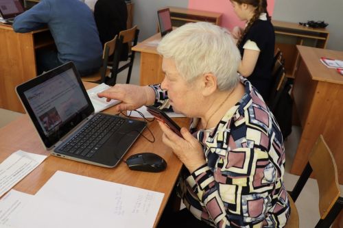 В Дрожжановском районе РТ прошел муниципальный этап республиканской IT — олимпиады «Третий возраст»
