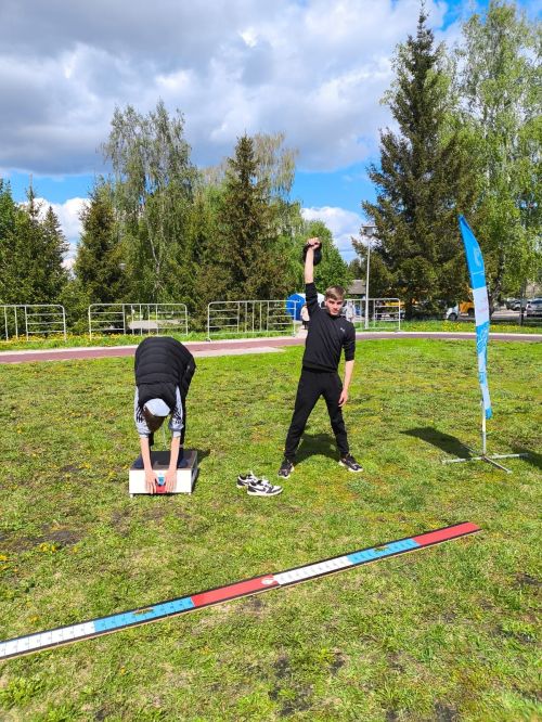 В Дрожжаном в рамках празднования Дня Победы работала мобильная площадка ВФСК «Готов к труду и обороне»