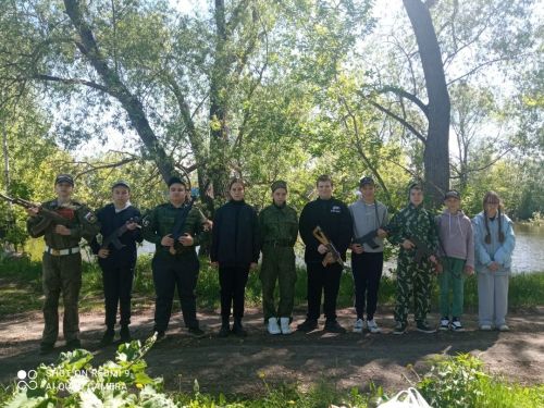 Старт учебно-полевых сборов: восьмиклассники Старошаймурзинской школы осваивают азы военной подготовки