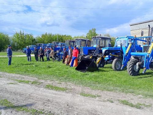 В сельских поселениях Дрожжановского района РТ трактора индивидуальных владельцев прошли техосмотры