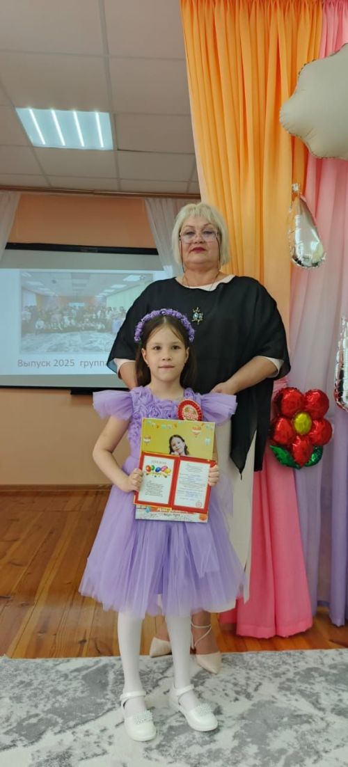 В добрый путь!: В «Стародрожжановском детском саду № 1 „Солнышко“ прошел трогательный выпускной