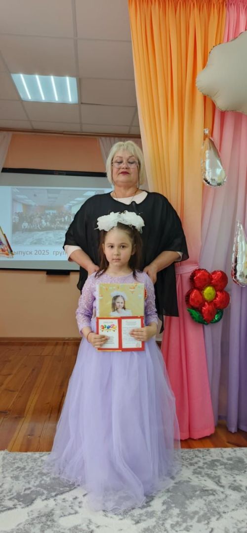 В добрый путь!: В «Стародрожжановском детском саду № 1 „Солнышко“ прошел трогательный выпускной