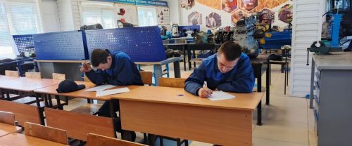 Студенты Дрожжановского техникума отраслевых технологий проходят демонстрационный экзамен