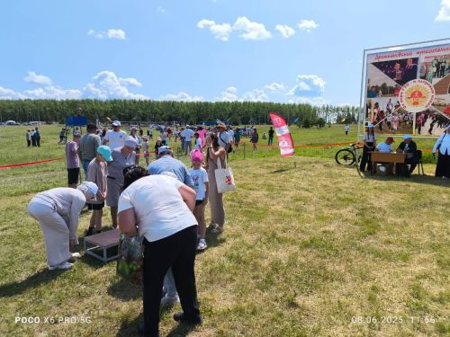 В Дрожжаном  в рамках празднования «Сабантуй 2025» работала мобильная площадка ВФСК «Готов к труду и обороне»