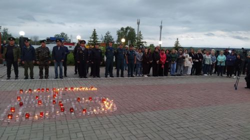 Свеча памяти: в Дрожжановском районе РТ вспомнили погибших в Великой Отечественной войне