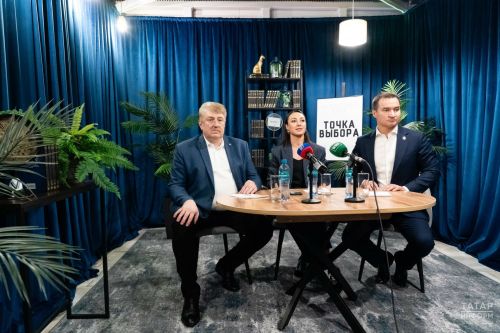«Точка выбора» на Кремлевской набережной: в Казани открылся центр для избирателей