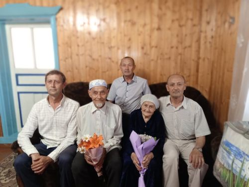 Жительница села Новые Какерли Дрожжановского района РТ Глира Багаутдинова отметила 90-летний юбилей