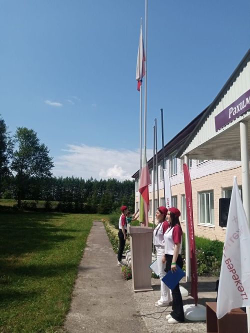 «Ура, Авылга!»: лагерь с национальными традициями стартовал в селах Дрожжановского района