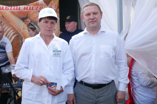 Марина Калмыкова из Дрожжановского района стала лучшей дояркой Татарстана
